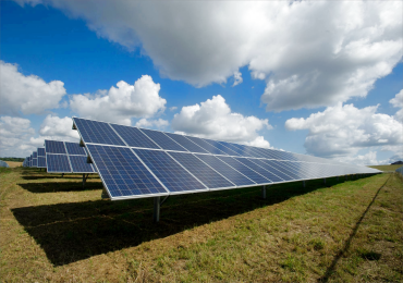 Eine Steigerung von 72 % gegenüber dem Vorjahr! Das Ministerium für Industrie und Informationstechnologie veröffentlichte den Betriebsstatus der nationalen Photovoltaik-Fertigungsindustrie von März bis April
    